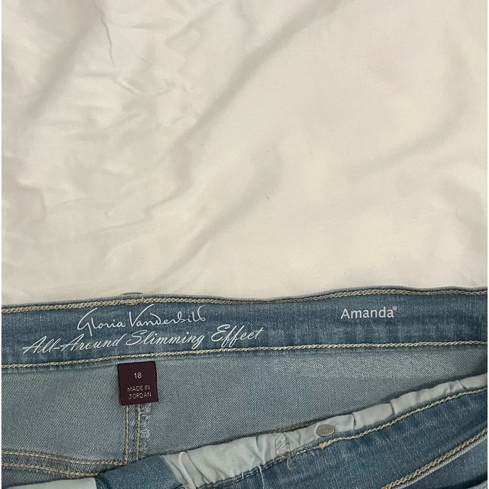 Ana, Ninewest, and Grace Vanderbilt Women’s Jean Shorts Lot Size- 18 - Picture 9 of 10